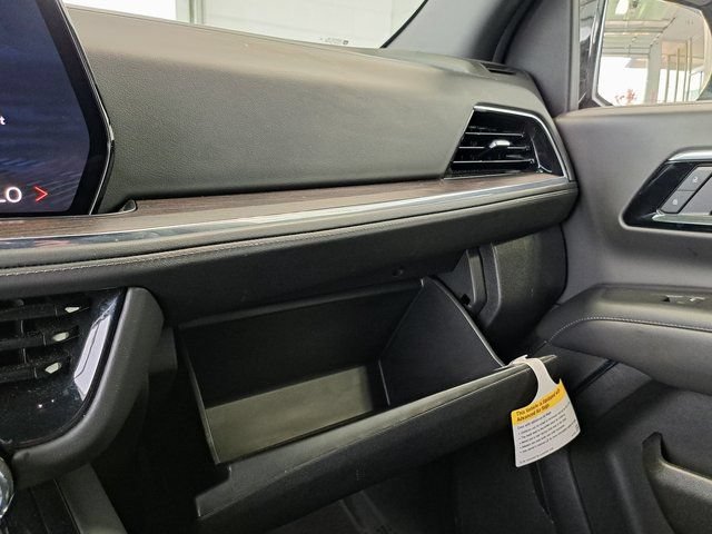 Used 2025 Chevrolet Tahoe LT AWD/4WD image 19