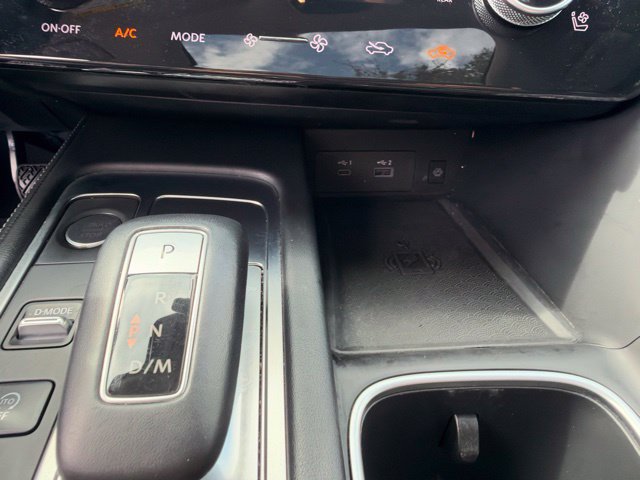 Used 2023 INFINITI QX60 Luxe w/ Performance Audio Package FWD image 37