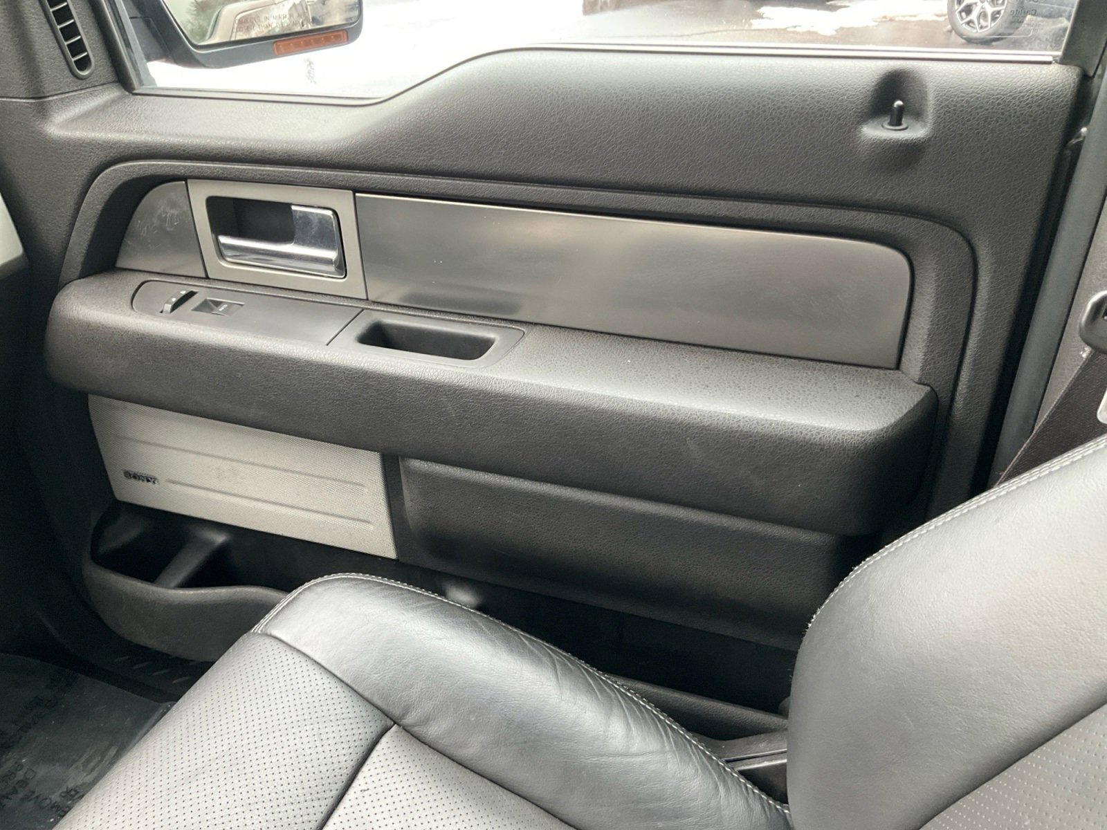 Used 2014 Ford F150 FX4 w/ Equipment Group 402A Luxury image 16