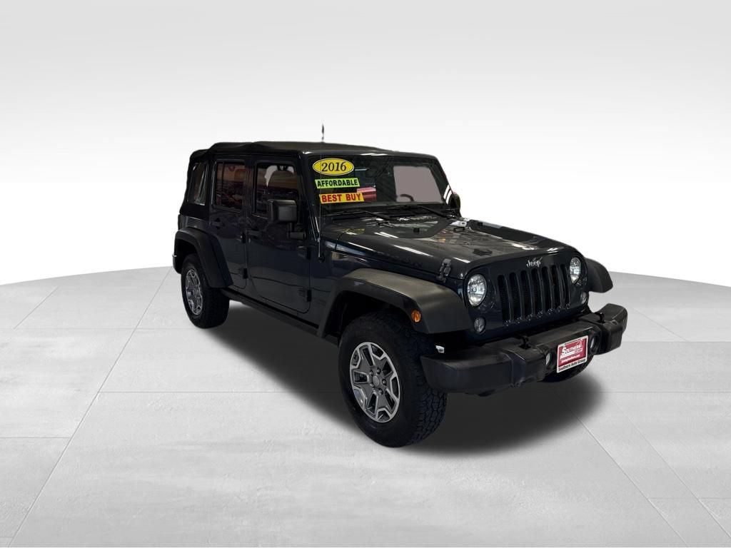 Used 2016 Jeep Wrangler Unlimited Rubicon w/ Connectivity Group AWD/4WD image 8