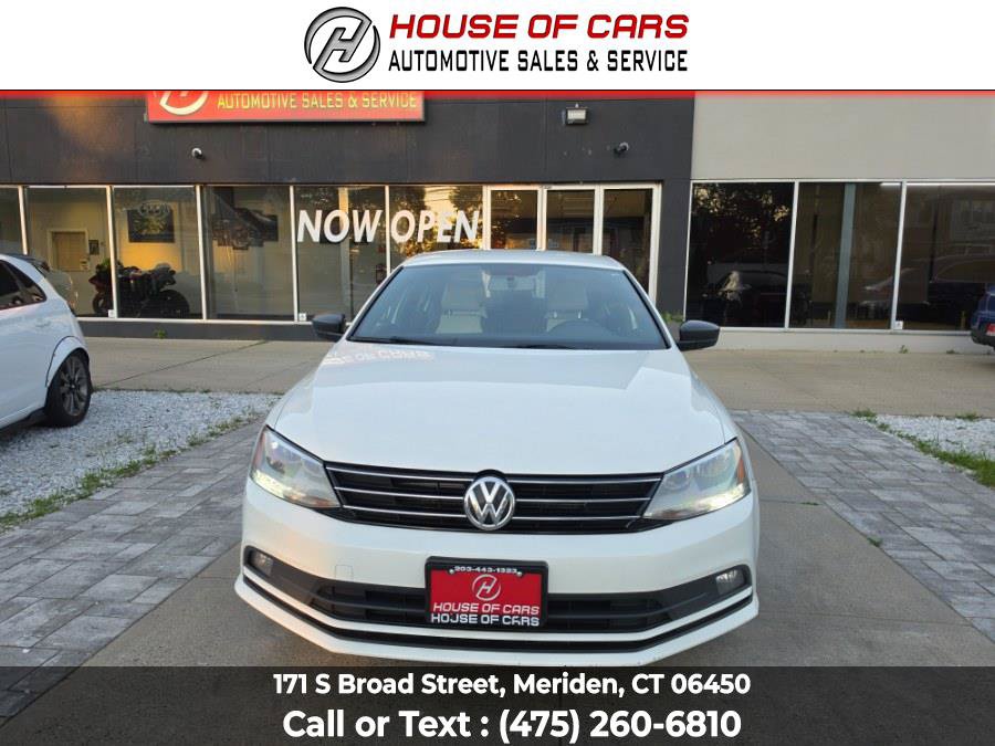 Used 2016 Volkswagen Jetta Sport FWD image 1