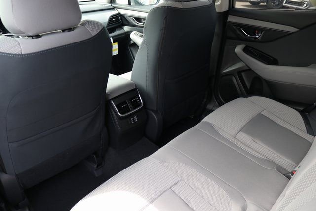 Used 2025 Subaru Outback Premium image 15