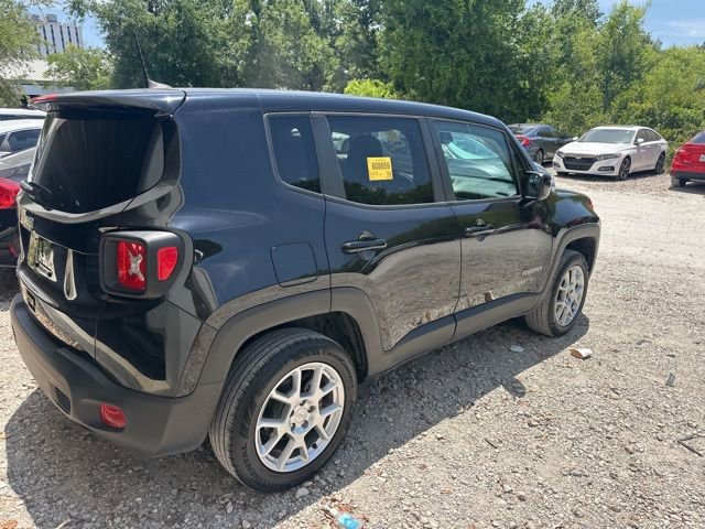 Used 2023 Jeep Renegade Latitude AWD/4WD image 33