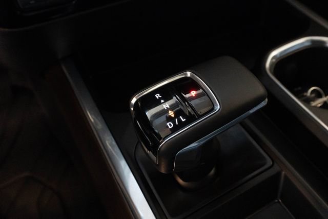 Used 2024 Chevrolet Silverado 1500 High Country w/ High Country Premium Package image 33