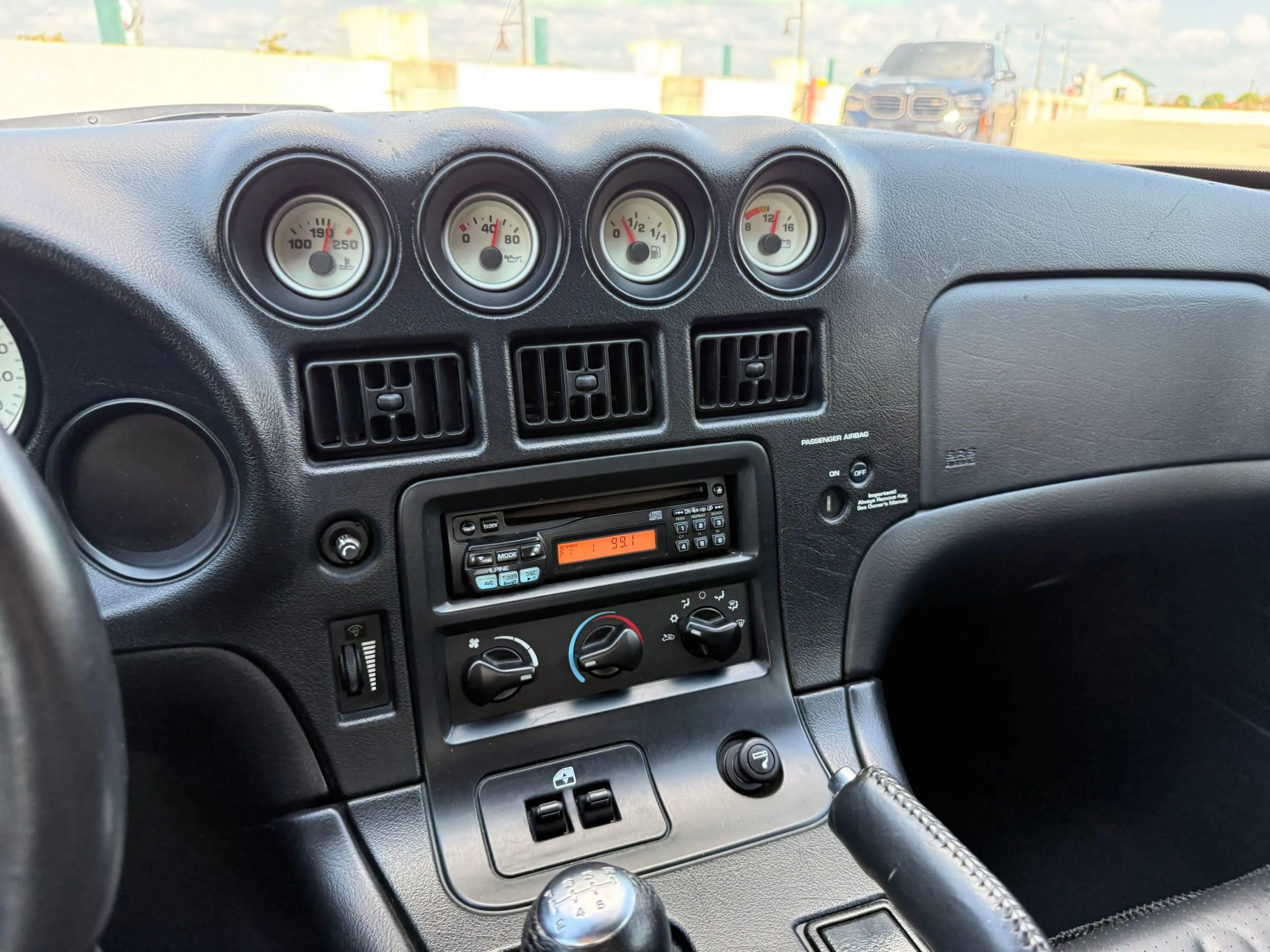 Used 2000 Dodge Viper RT/10 image 32