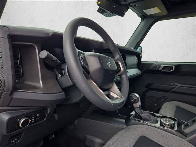 Used 2025 Ford Bronco 4-Door AWD/4WD image 9