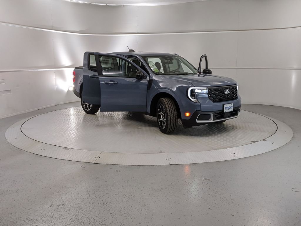 New 2026 Ford Maverick Lariat w/ 4K Tow Package AWD/4WD image 7