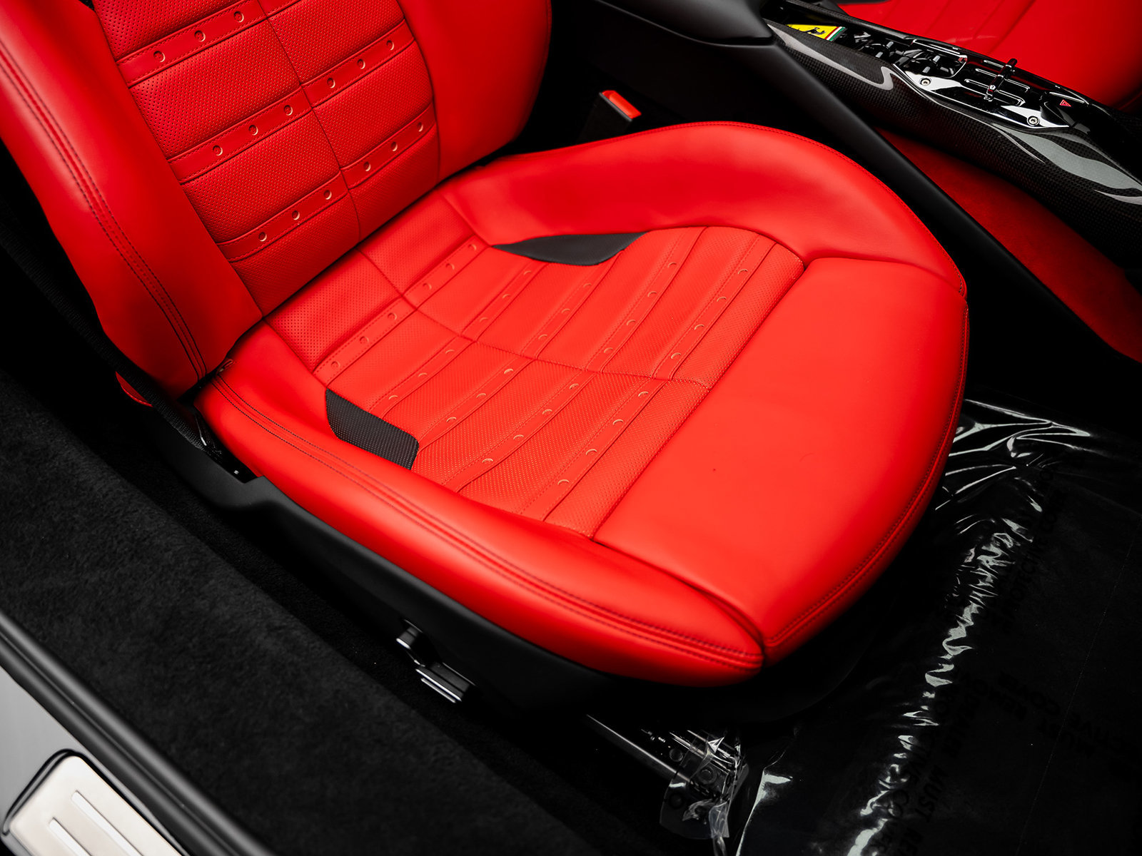 Used 2024 Ferrari 296 GTS RWD image 36