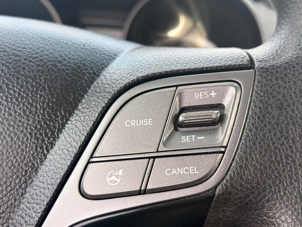 Used 2013 Hyundai Santa Fe Sport AWD/4WD image 20