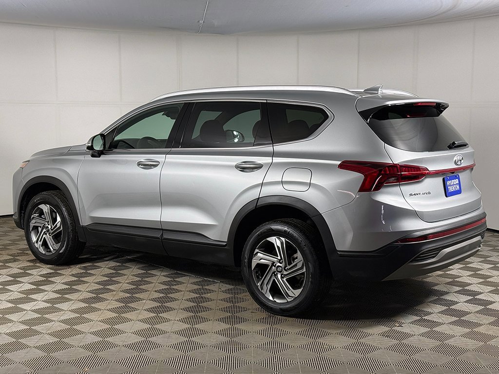 Certified 2023 Hyundai Santa Fe SEL image 9