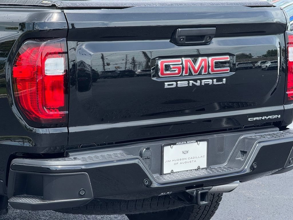 Used 2026 GMC Canyon Denali AWD/4WD image 11