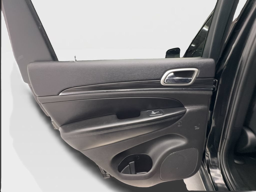 Used 2019 Jeep Grand Cherokee Limited RWD image 24
