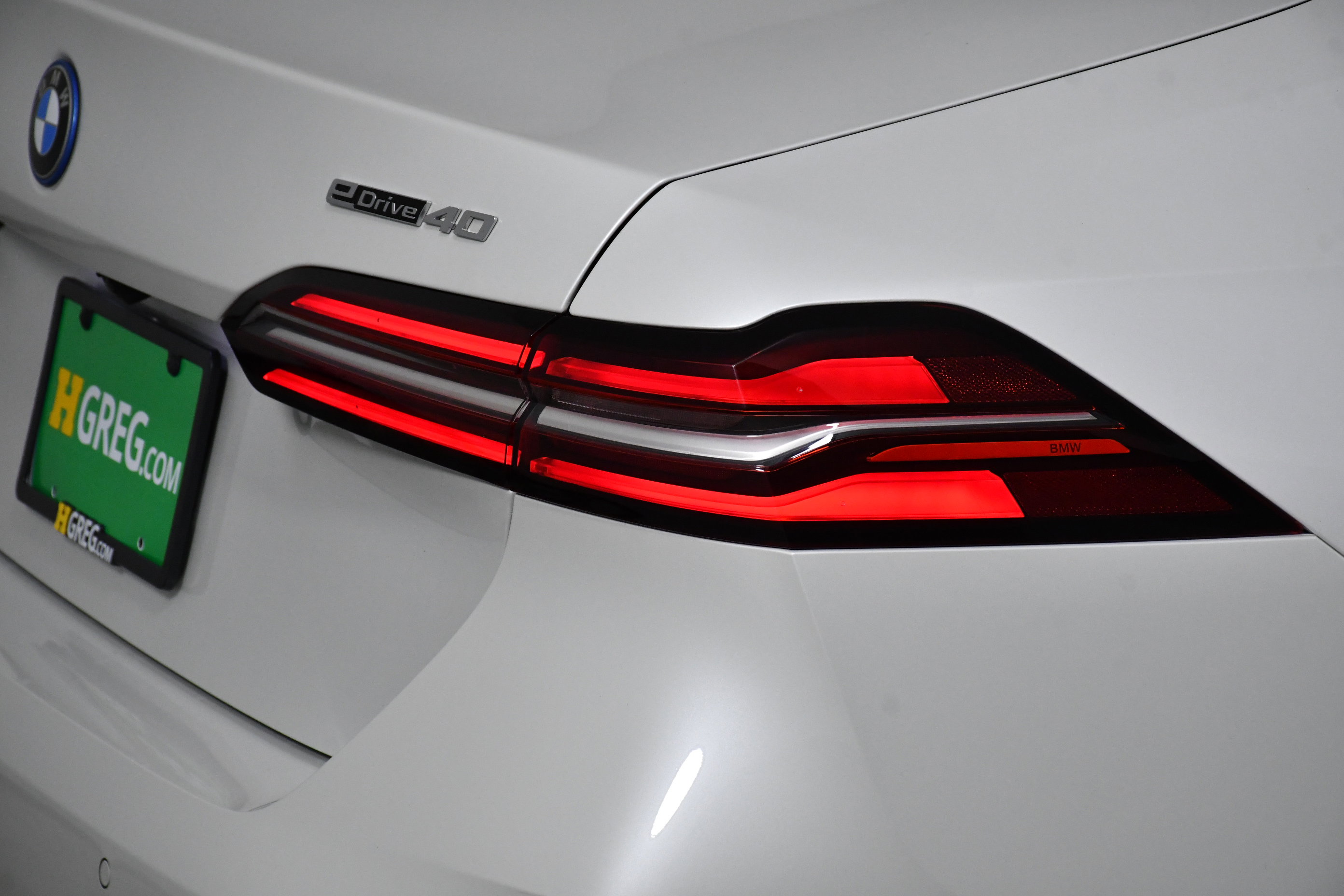 Used 2025 BMW i5 eDrive40i image 32
