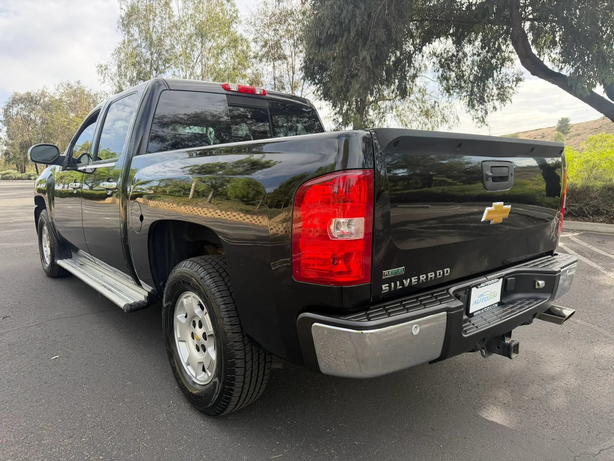 Used 2011 Chevrolet Silverado 1500 LTZ w/ Max Trailering Pack AWD/4WD image 3