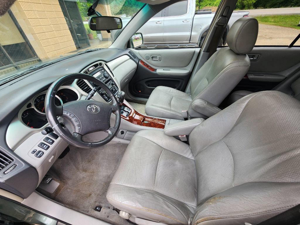 Used 2004 Toyota Highlander Limited FWD image 6