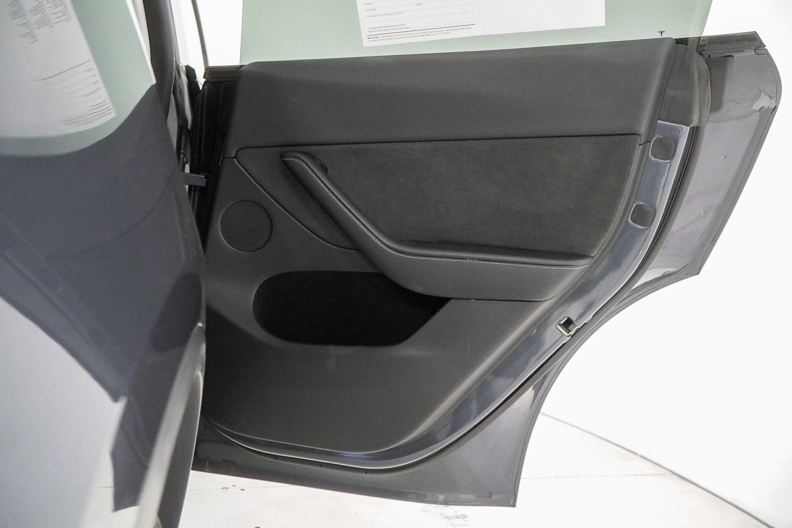 Used 2023 Tesla Model Y Long Range image 39