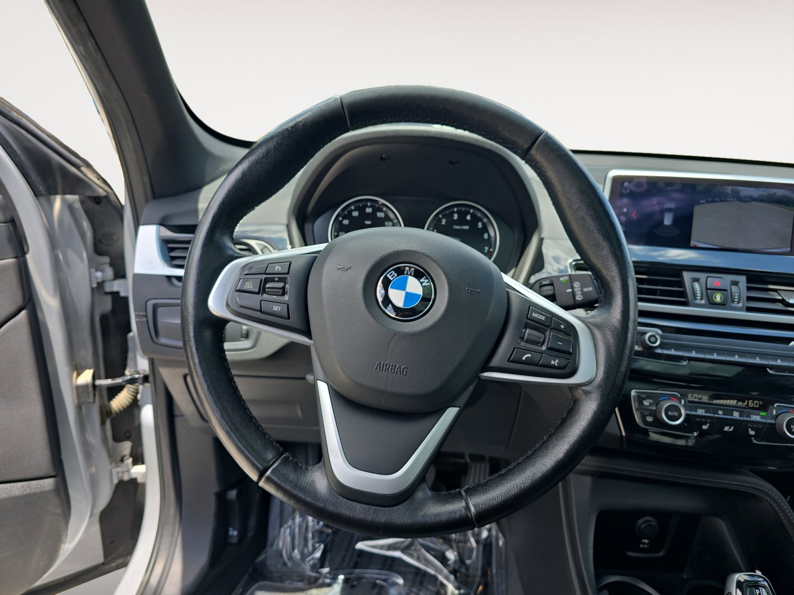Used 2021 BMW X1 xDrive28i AWD/4WD image 13