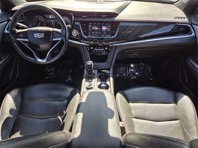 Used 2023 Cadillac XT6 Premium Luxury image 21
