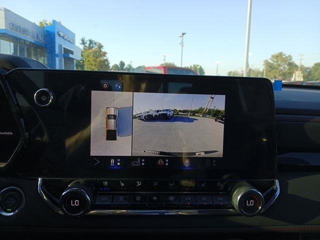 New 2025 Chevrolet Colorado Z71 w/ Midnight Edition image 17