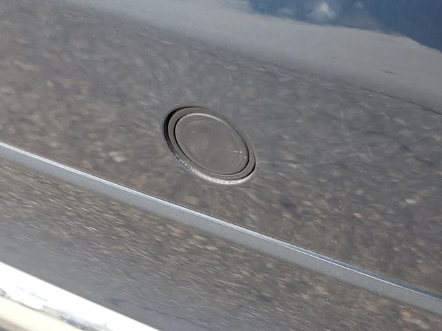 Certified 2023 Volvo XC60 B5 Plus image 8