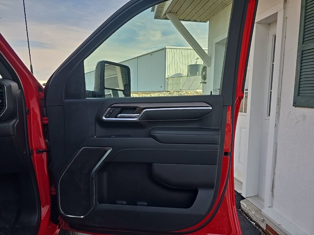 Used 2024 Chevrolet Silverado 3500 LT w/ Convenience Package image 23