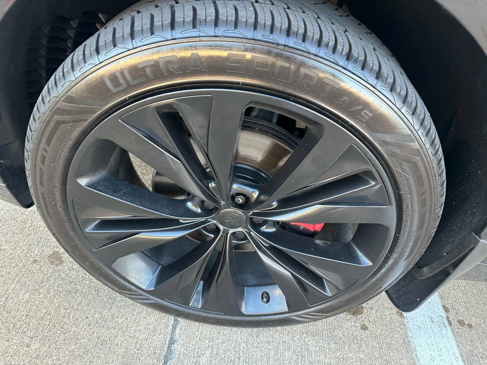 Used 2019 Jaguar F-PACE S AWD/4WD image 3