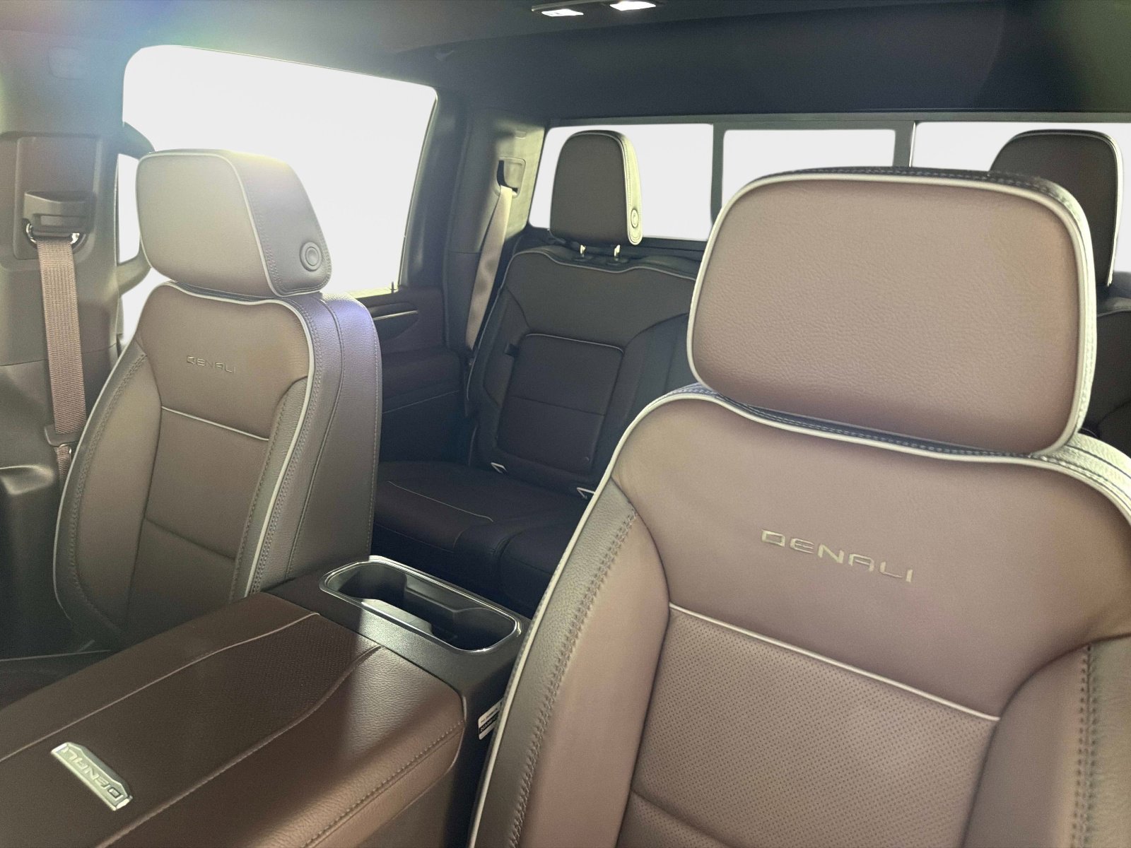 Used 2025 GMC Sierra 2500 Denali w/ Denali Reserve Package image 40