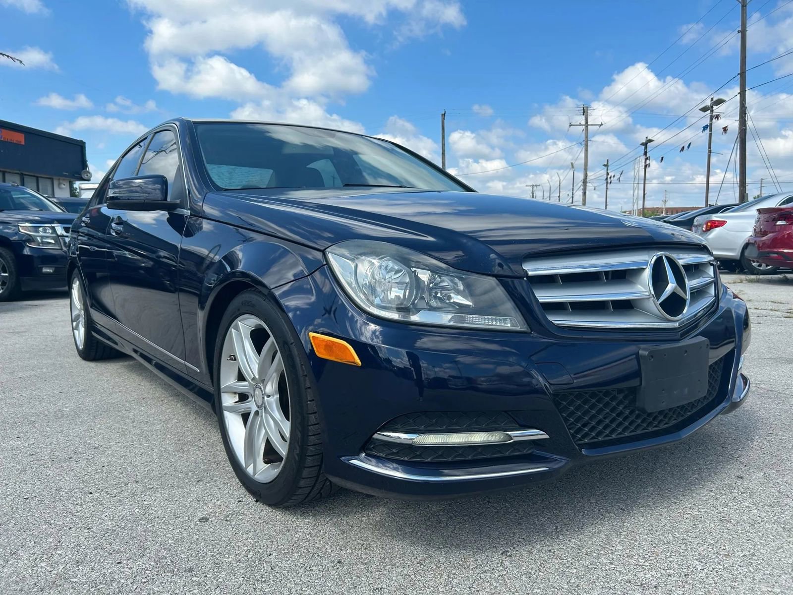 Used 2012 Mercedes-Benz C 300 4MATIC Sedan image 7