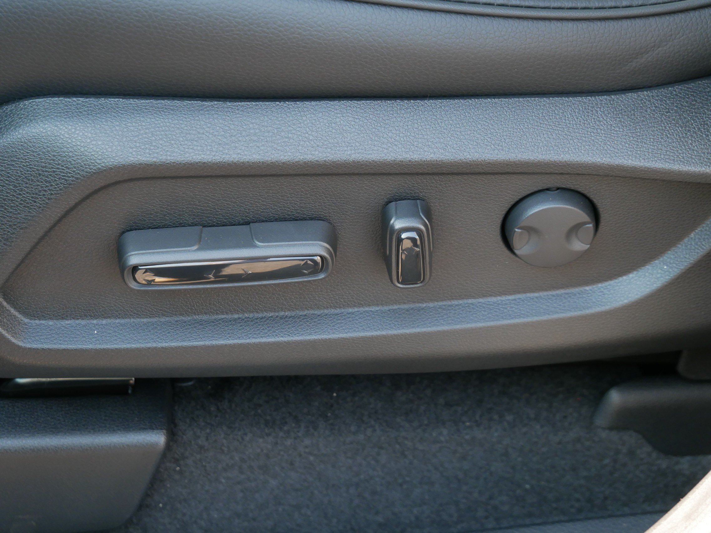 New 2026 Honda Pilot Black Edition image 16