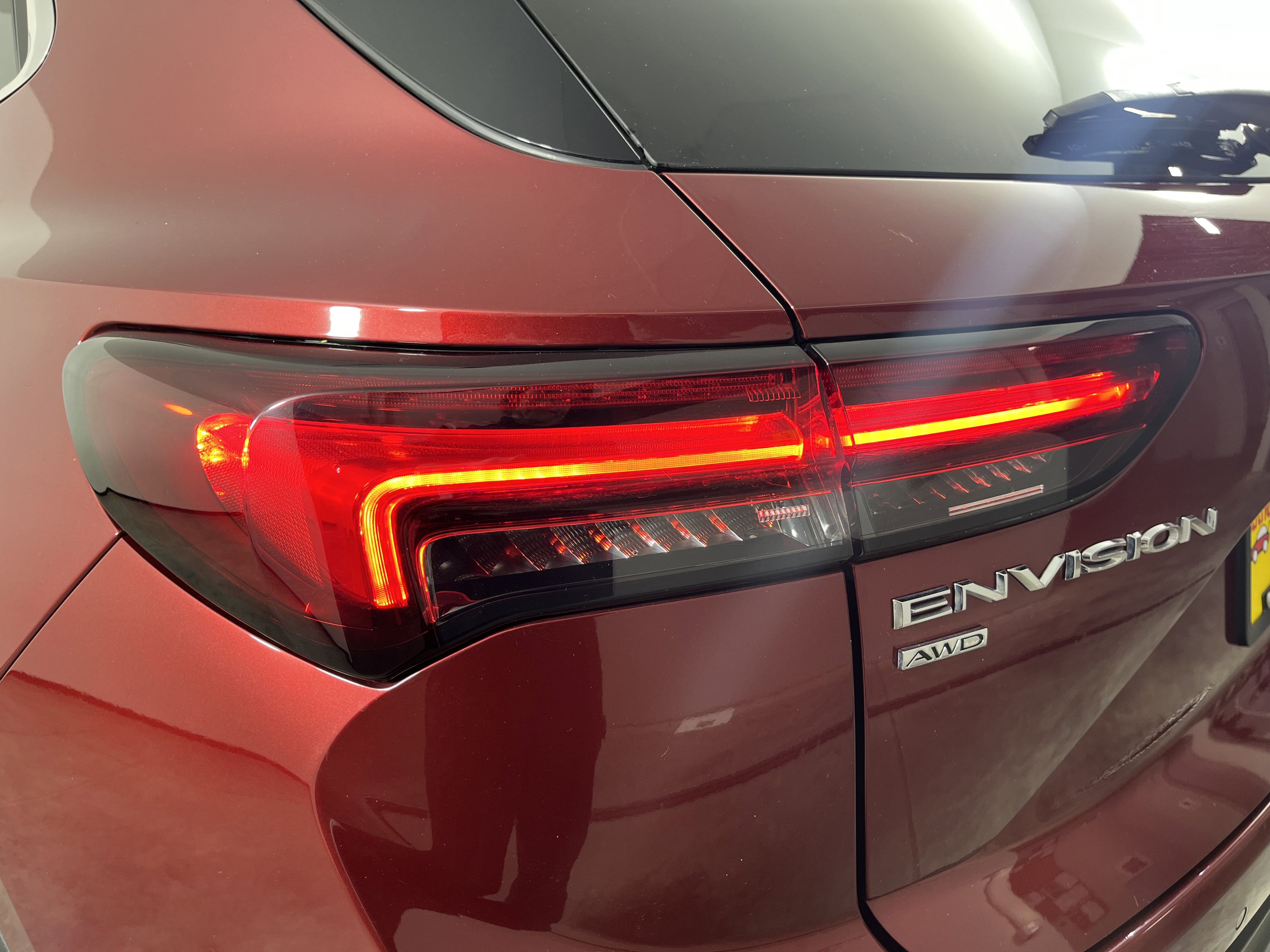 Used 2023 Buick Envision Essence image 26