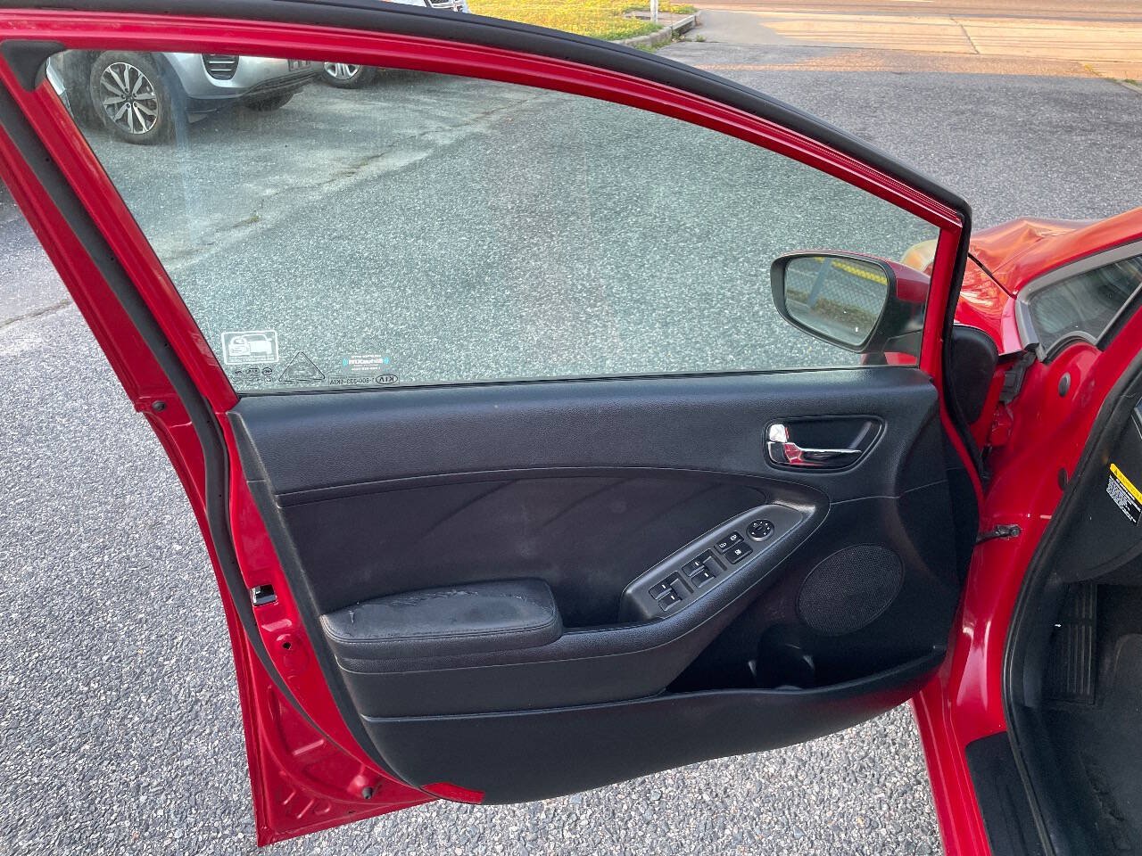 Used 2014 Kia Forte LX w/ Popular Package FWD image 11