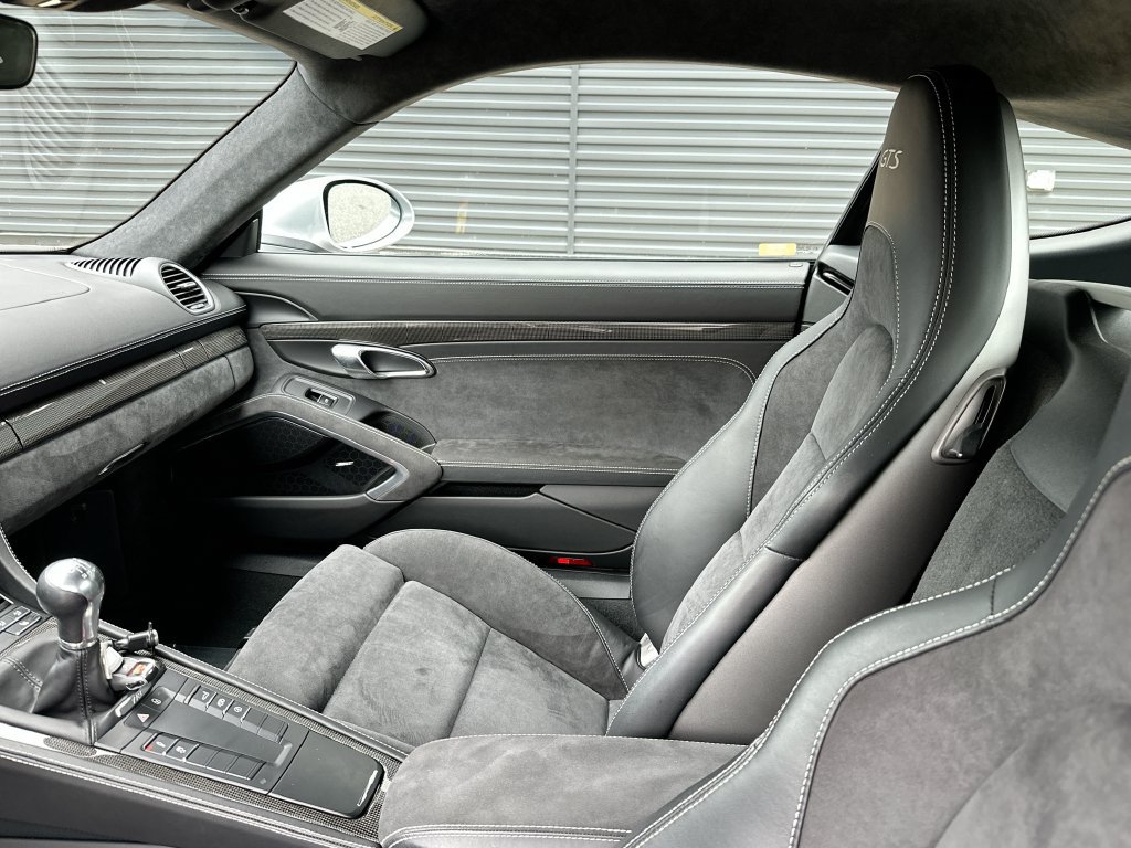 Used 2018 Porsche 718 Cayman GTS RWD image 23