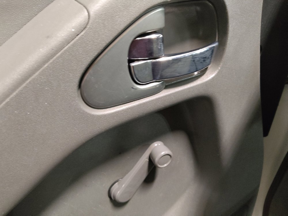 Used 2019 Nissan Frontier S image 27