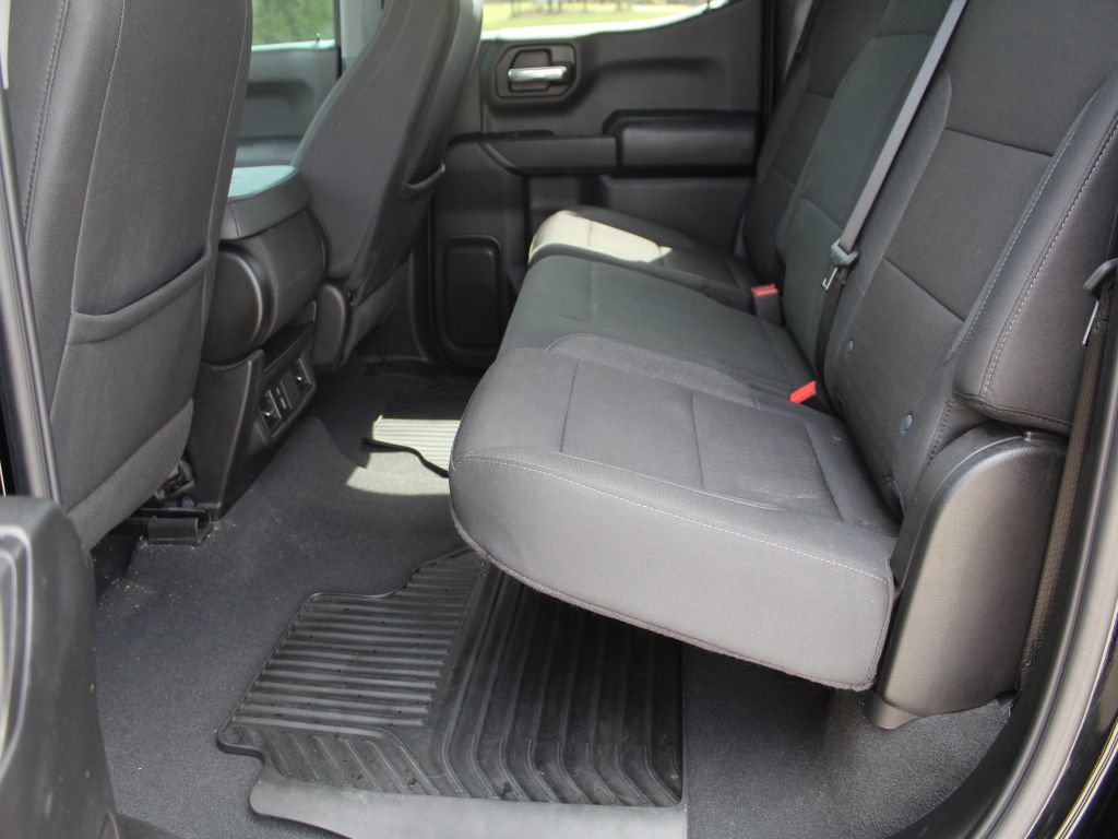 Used 2025 Chevrolet Silverado 1500 Custom AWD/4WD image 4