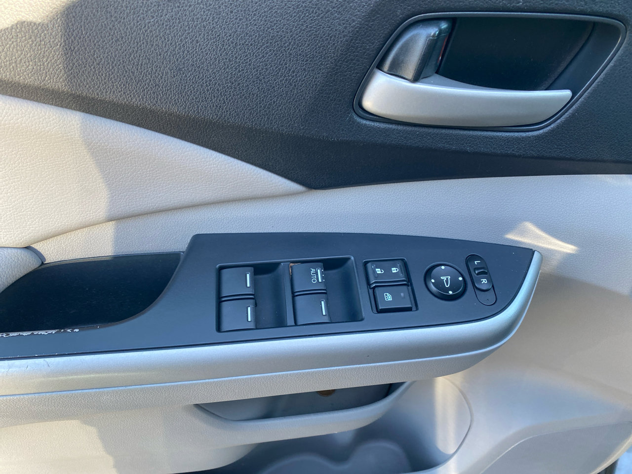 Used 2013 Honda CR-V EX-L image 16