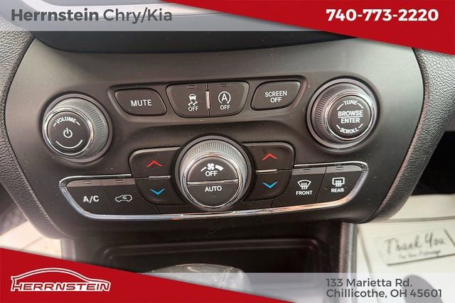 Used 2022 Jeep Cherokee Trailhawk w/ Premium Leather Package image 20