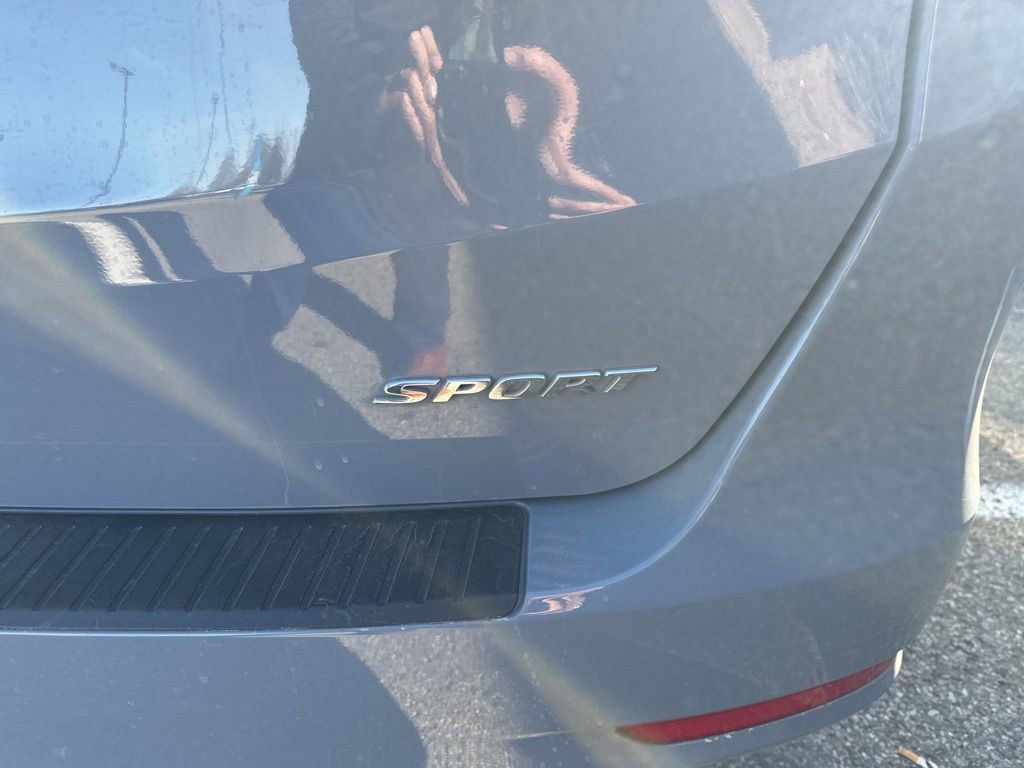 Certified 2023 Honda Odyssey Sport image 8