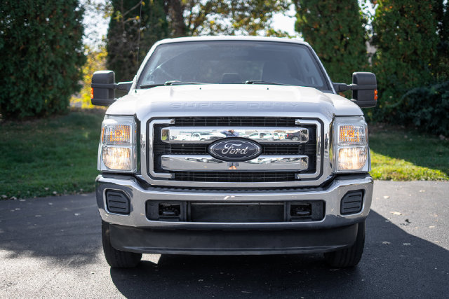 Used 2011 Ford F250 XLT AWD/4WD image 2