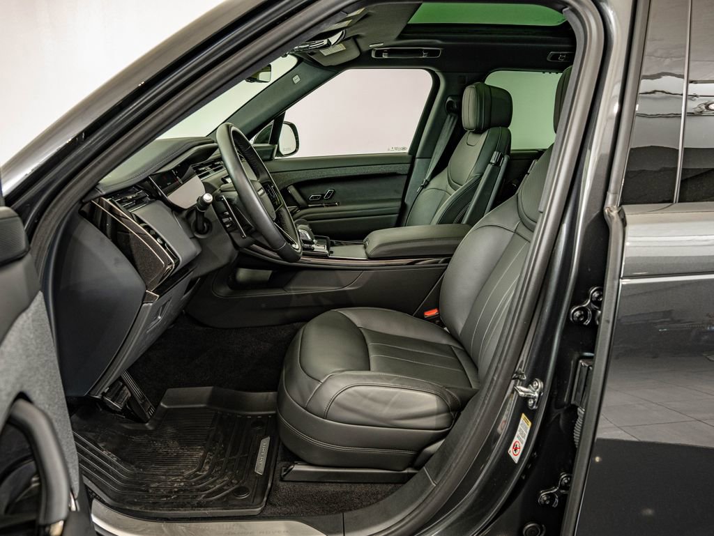 Used 2024 Land Rover Range Rover Sport Dynamic SE AWD/4WD image 30