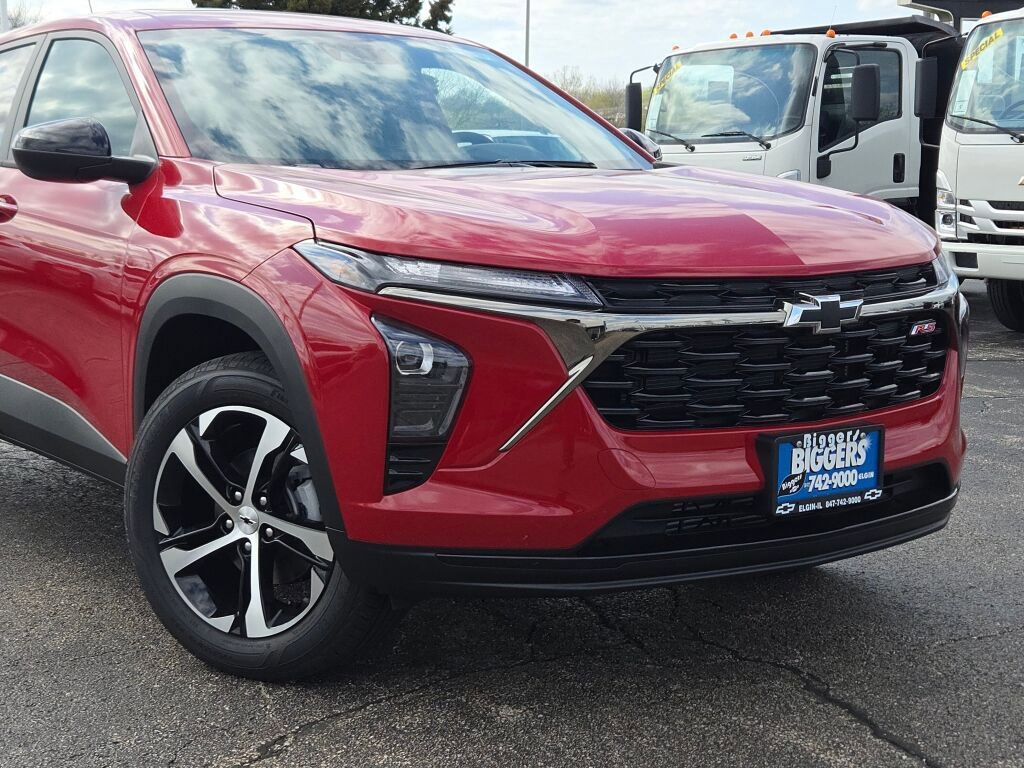 New 2027 Chevrolet Bolt RS w/ Technology Package FWD image 2