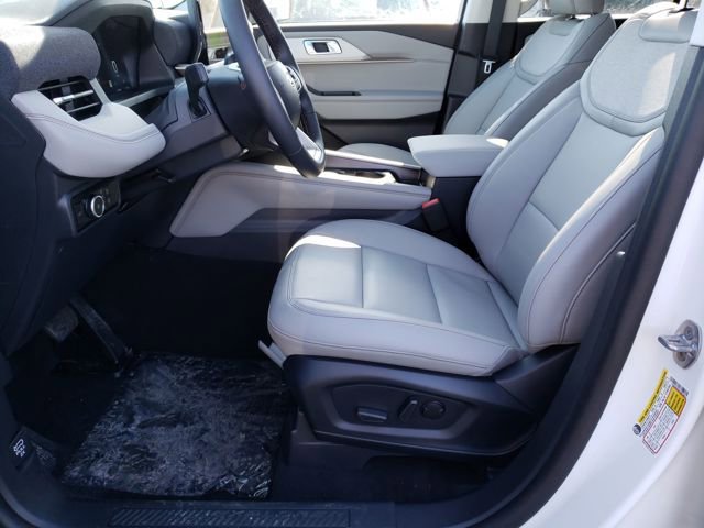 New 2026 Ford Explorer Active w/ Active Comfort Package image 17