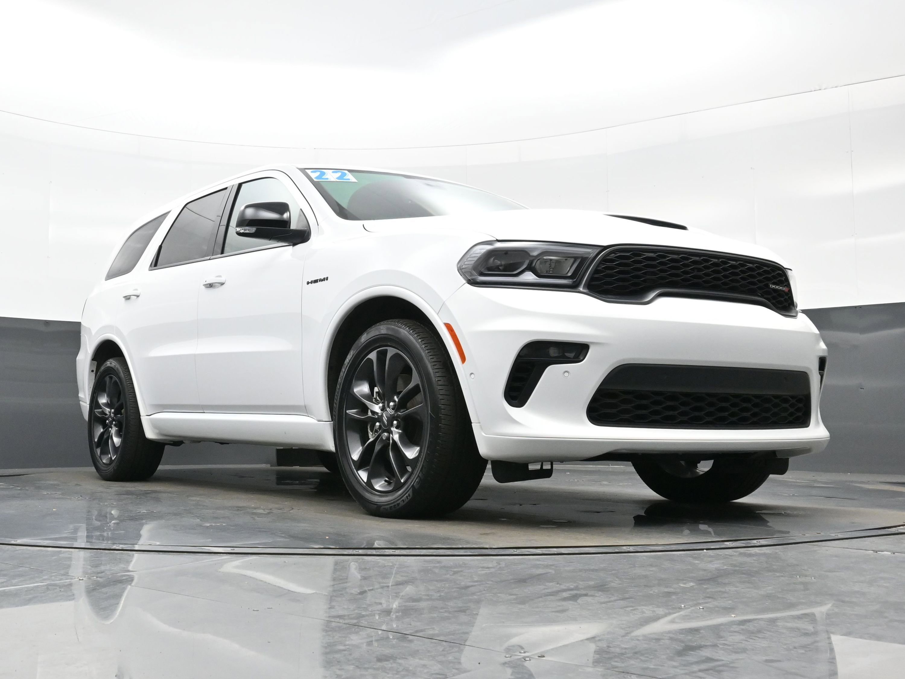 Used 2022 Dodge Durango R/T w/ Blacktop Package image 32