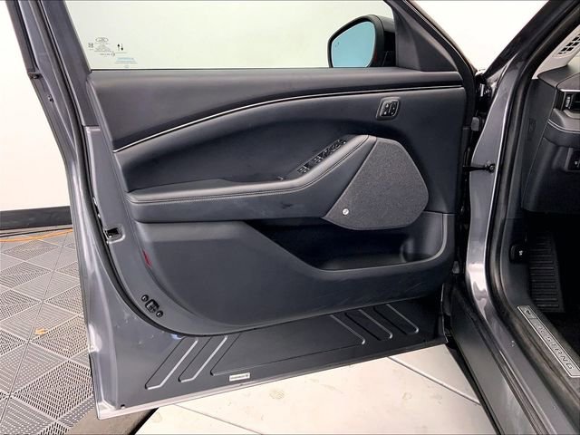 Used 2021 Ford Mustang Mach-E Premium image 23