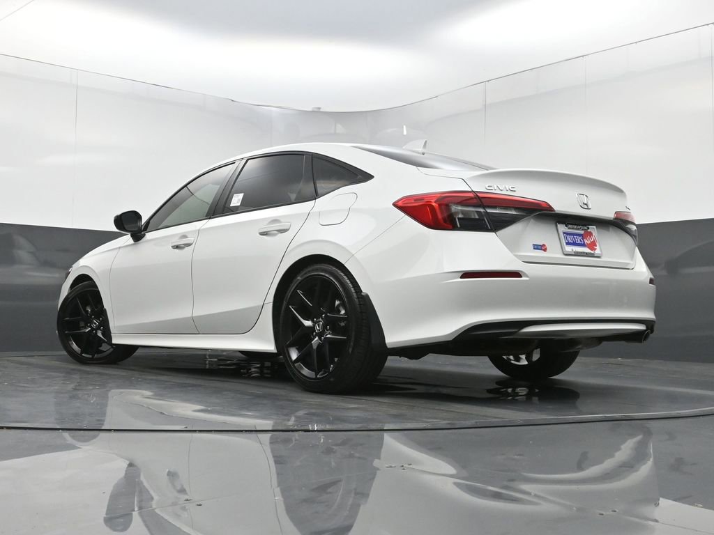 Used 2023 Honda Civic Sport image 25