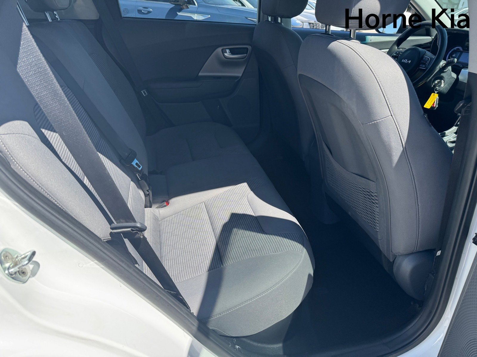 Used 2022 Kia Niro LX image 27