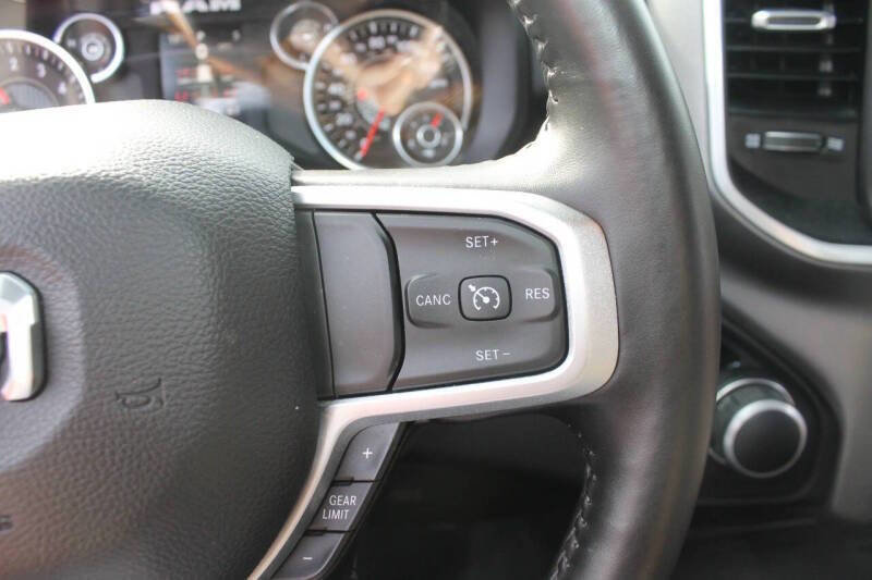 Used 2024 RAM 2500 Big Horn w/ Bed Utility Group image 21