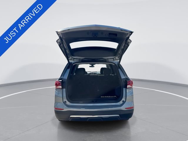 Used 2023 Chevrolet Equinox LT FWD image 24