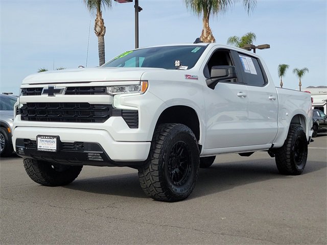 Used 2023 Chevrolet Silverado 1500 RST w/ Convenience Package II image 5