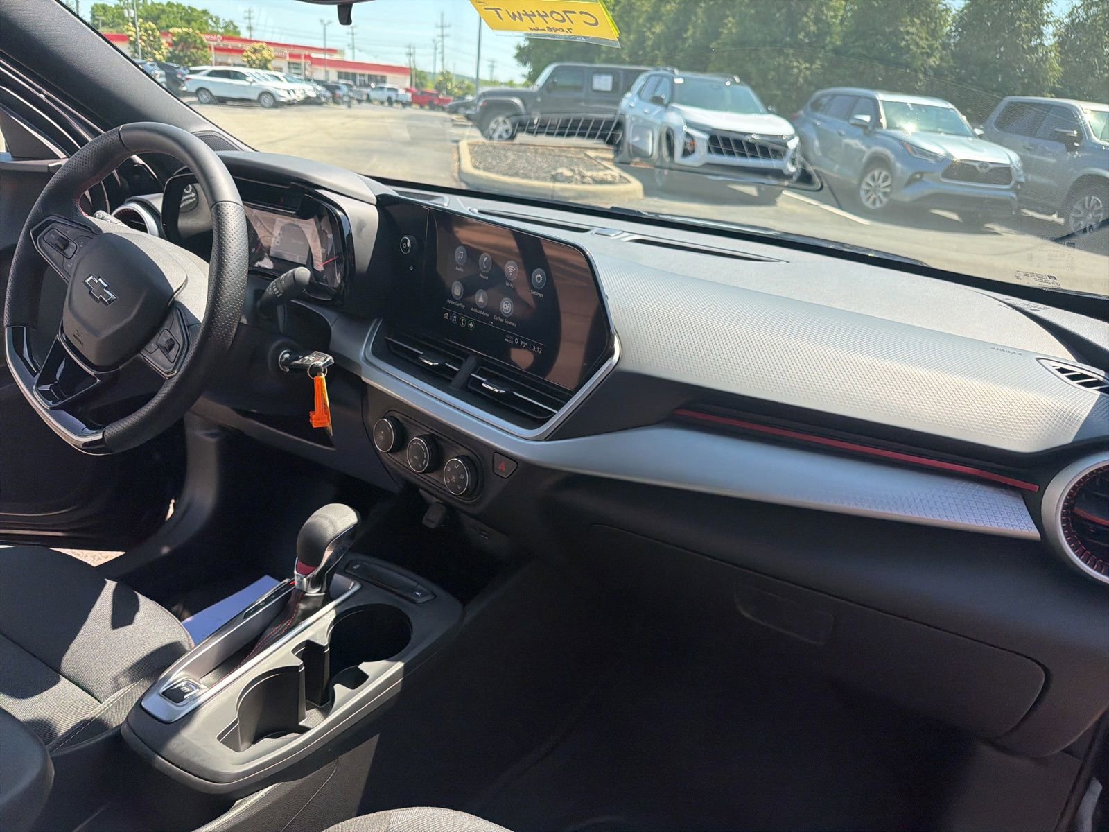 Used 2026 Chevrolet Trax RS w/ Driver Confidence Package FWD image 28