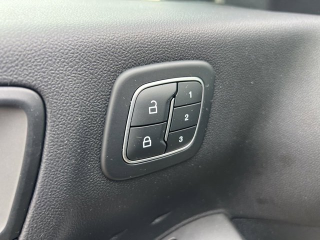 Certified 2020 Ford Escape Titanium image 8